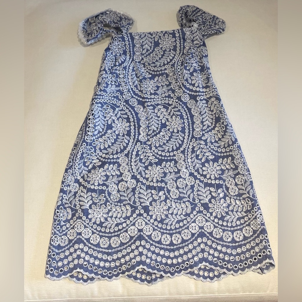 Alice + Olivia White Dress with Silver Zipper